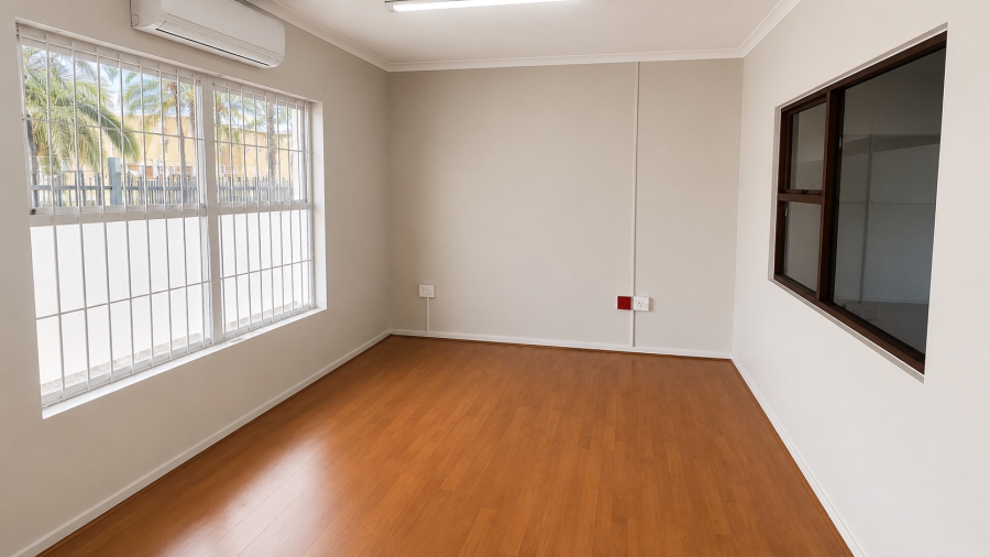 To Let Commercial Property for Rent in Killarney Gardens Western Cape